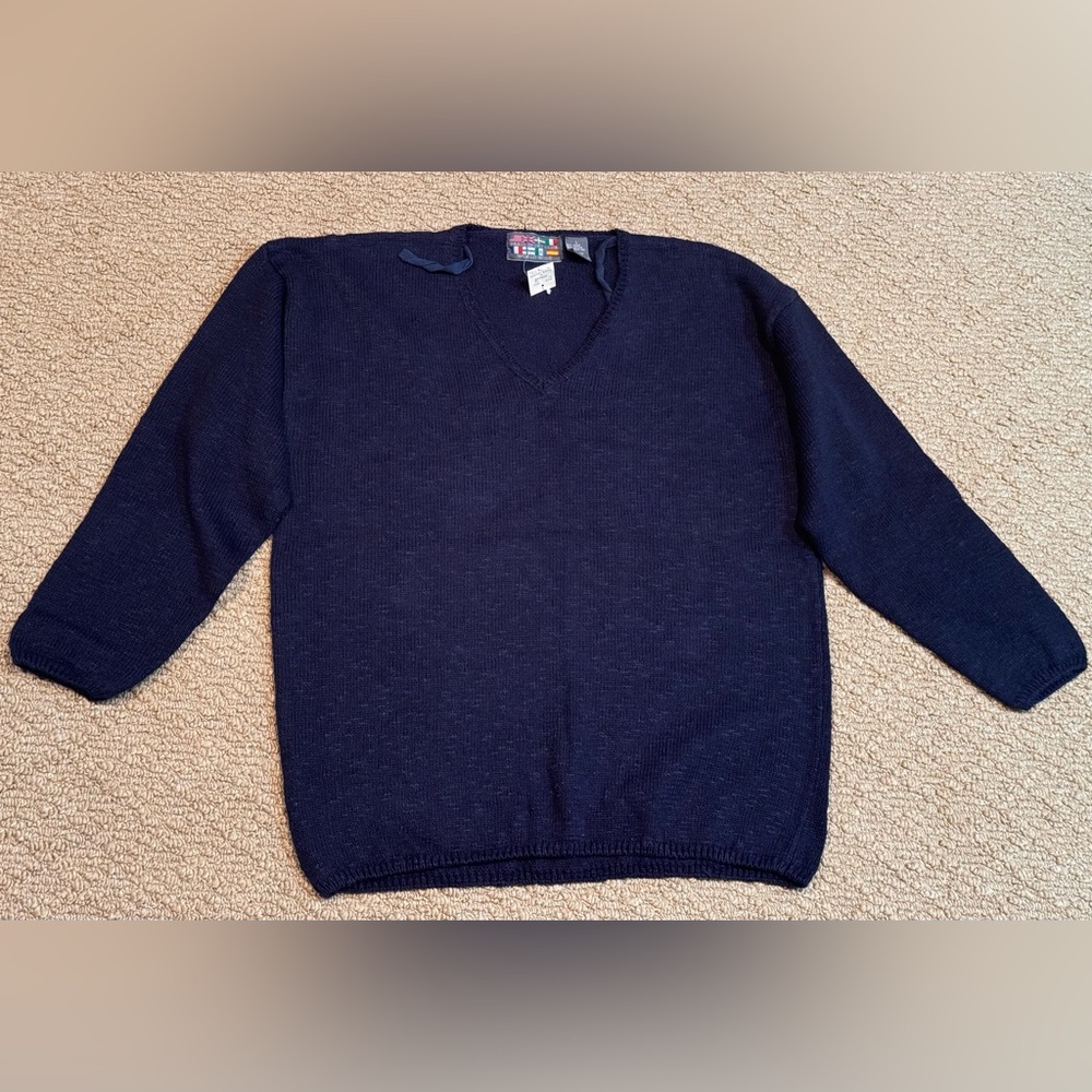 Navy blue V-neck pullover sweater